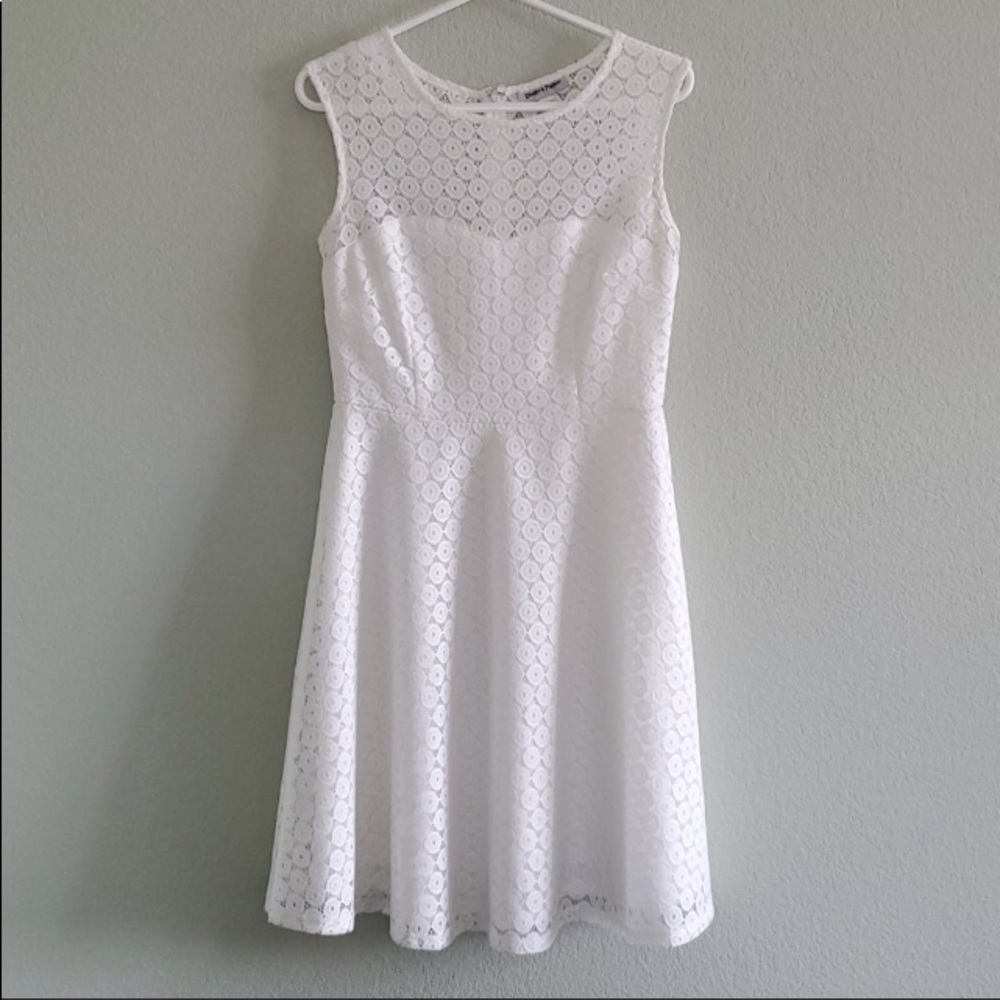 Crochet/lace sleeveless dress (size 6)
